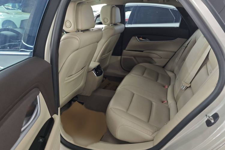 Used Cadillac XTS 2014 28T Comfort Version
