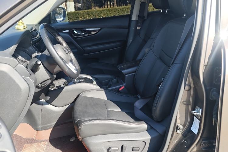 Used Nissan X-Trail 2019 2.0L CVT Smart Connect Comfort Edition 2WD