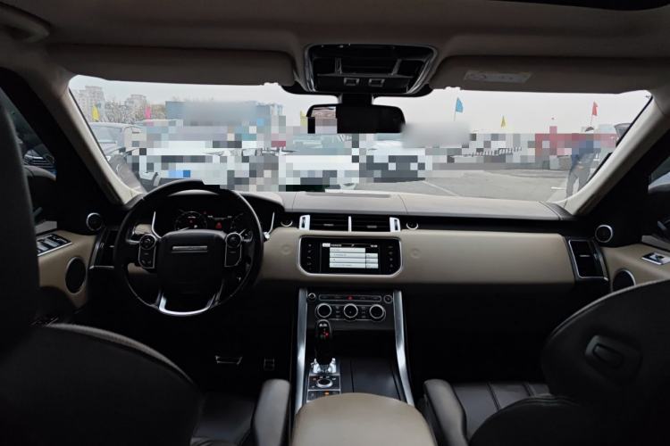 Used Land Rover Range Sport 2016 3.0 SC V6 HSE DYNAMIC Center Console