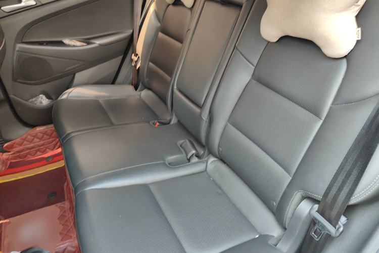 Used Hyundai Tucson 2015 1.6T Dual-Clutch Two-Wheel-Drive Smart Model
