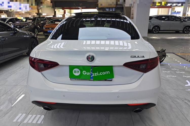 Used Alfa Romeo Giulia 2017 2.0T 280HP Luxury Edition