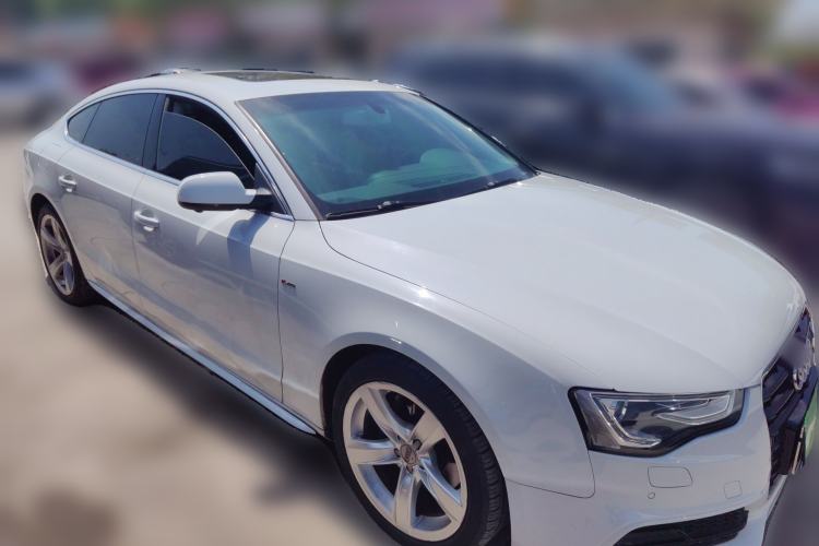 Used Audi A5 2016 Restyled Sportback 45 TFSI Comfort Version Front Right 45 Deg