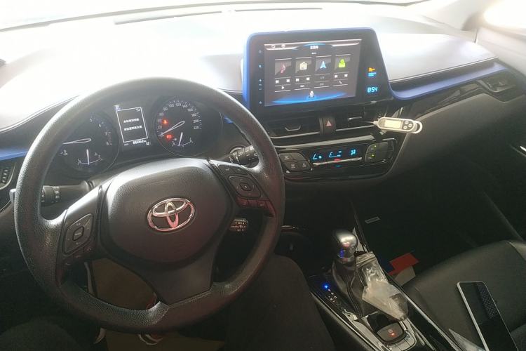 Used Toyota C-HR 2020 2.0L Leading Edition Center Console