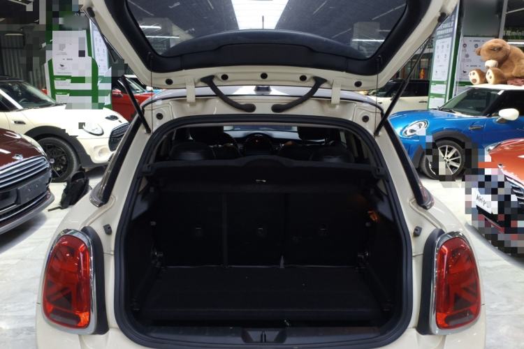 Used MINI 2019 1.5T COOPER Classic Edition Five-Door Version
