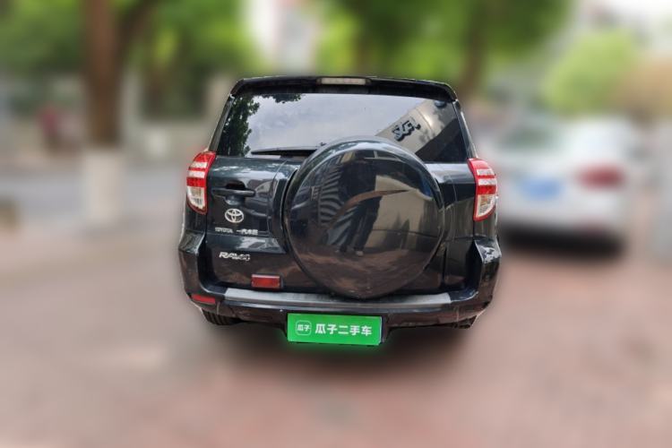 Used Toyota RAV4 2011 2.0L Automatic Classic Edition
