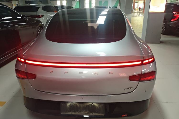 Used XPeng P7 2024 P7i 550 Pro