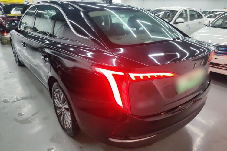 Used Hongqi E-QM5 2022 431 km Charge & Enjoy Edition