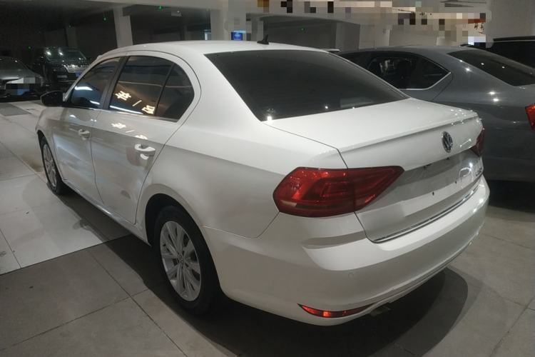 Used Volkswagen Lavida 2017 1.6L Automatic Comfort Edition