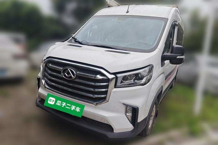 Used SAIC MAXUS Xintu V90 2022 2.0T Automatic Zhiyun King Rear-Drive Long Wheelbase High-Roof Design with Single Rear Tire—6/7 Seater