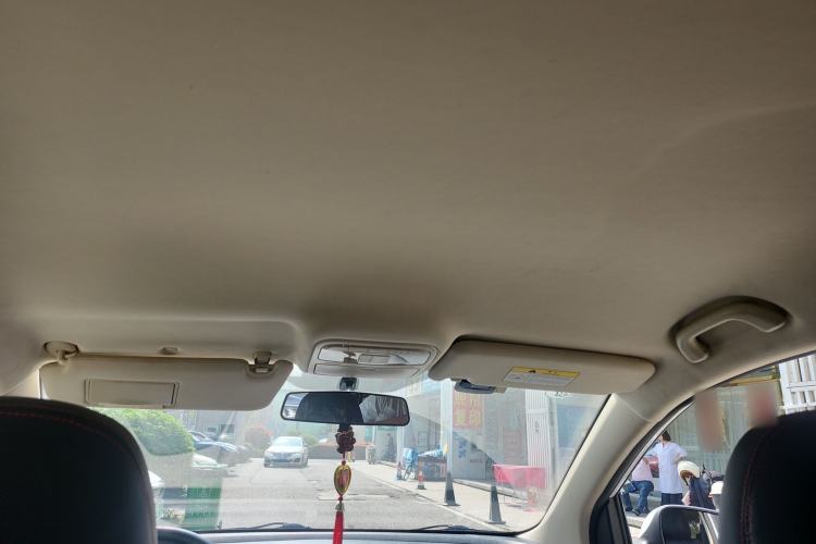 Used CHANGAN OSHAN A800 2017 1.6L Manual Comfort Model
