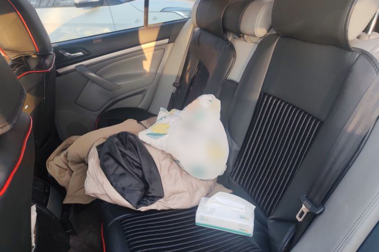 Used Skoda Octavia 2013 1.6L Fifth Anniversary Limited Edition
