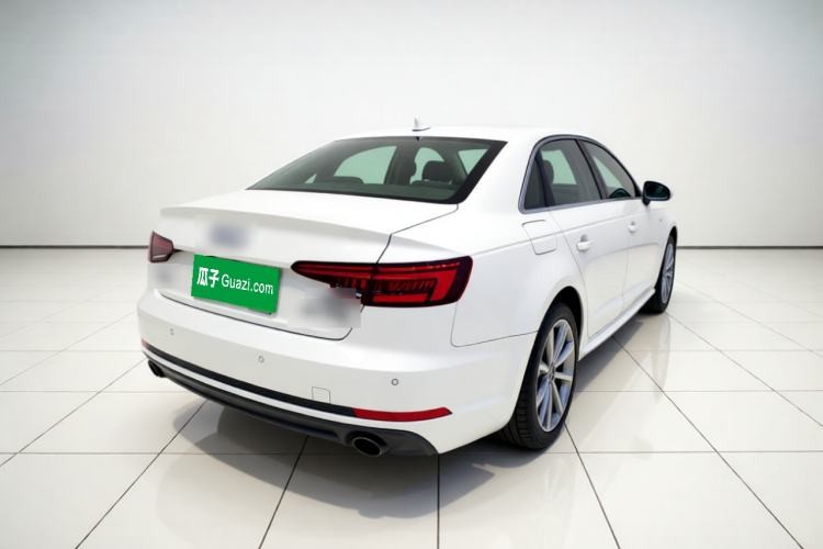 Used Audi A4L 2018 30th Anniversary Edition 40 TFSI Fashion Model Rear Right 45 Deg