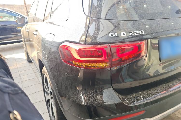 Used Mercedes-Benz GLB 2023 GLB 220 Fashion Model
