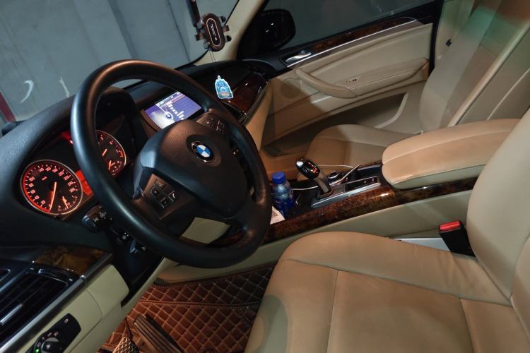 Used BMW X5 2013 xDrive35i Leading Model Left Front Seat