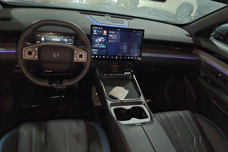 Used JETOUR Shanhai L6 2024 1.5TD DHT ULTRA