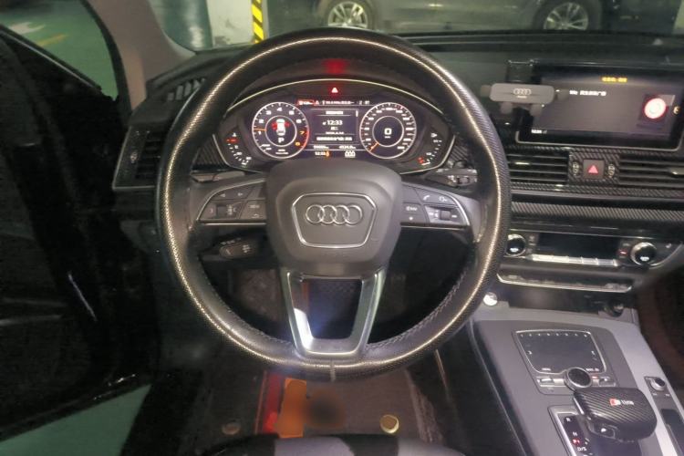 Used Audi Q5L 2020 Updated 40 TFSI Prestige Fashion Edition Steering Wheel