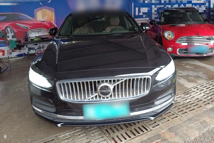 Used Volvo S90 2024 B5 Zhiyi Luxury Edition
