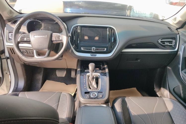 Used JETOUR X70 2018 1.5T Automatic Smart Drive Edition Center Console