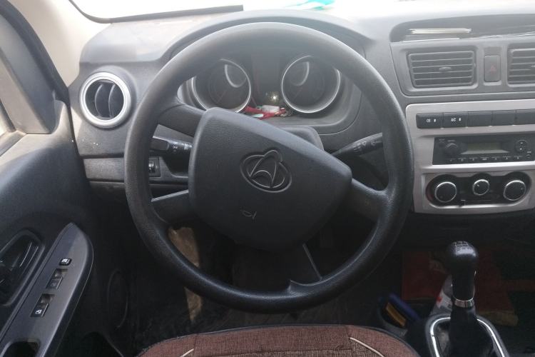 Used CHANGAN KAICHENG Ruixing M60 2020 1.5L Standard Version China VI 6-Seater DAM15KR Steering Wheel