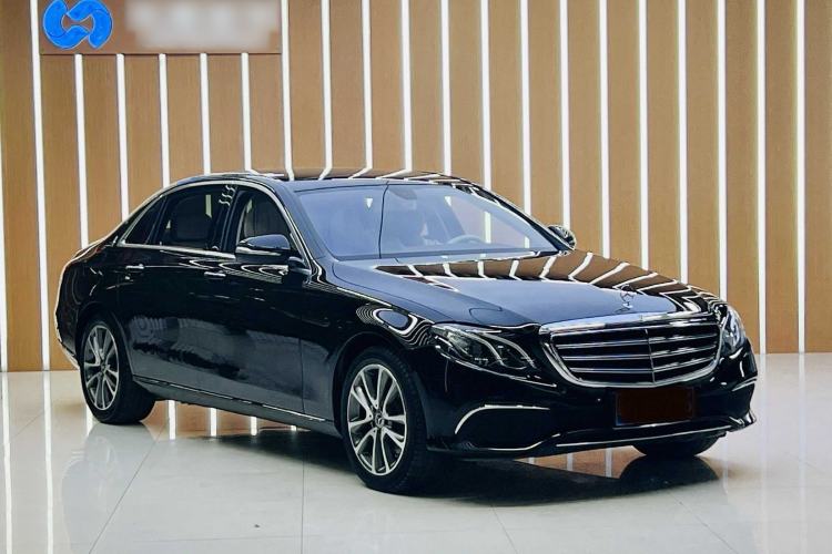 Used Mercedes-Benz E-Class 2020 Facelift E 260 L Exterior 1