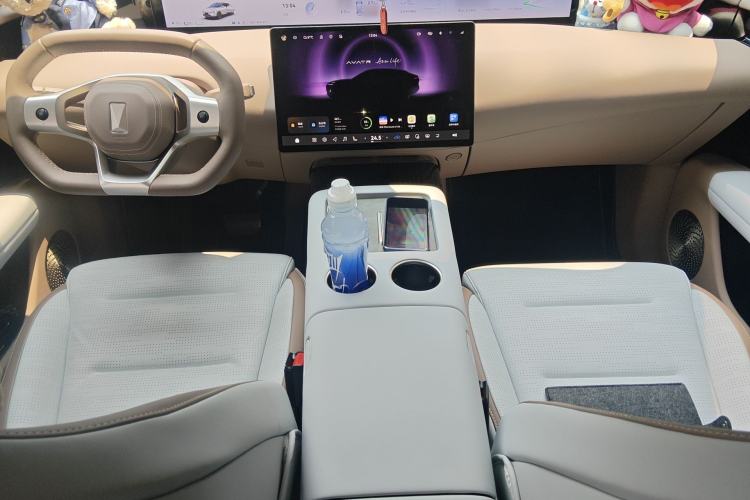 Used Avatr 07 2024 Max Extended-Range Edition Center Console