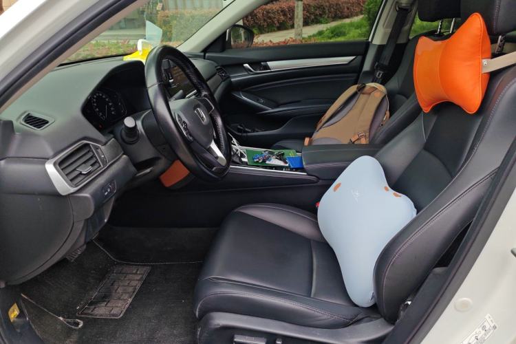 Used Honda Accord 2022 260TURBO Luxury Edition Left Front Seat