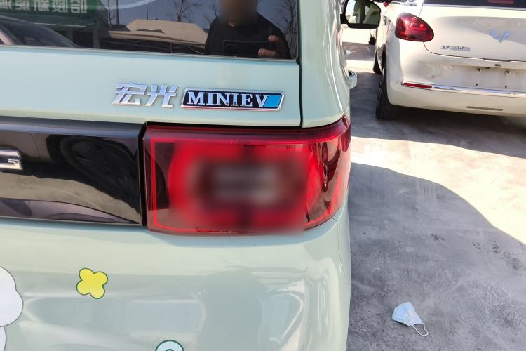 Used Wuling Hongguang MINIEV 2021 Macaron Fashion Model Lithium Iron Phosphate Exterior 3