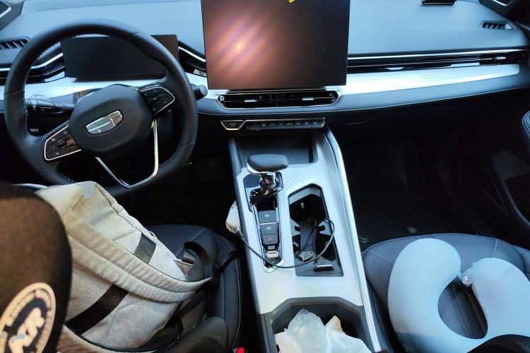 Used Geely Auto Preface 2025 Dongfang Yao 1.5TD Kunlun Edition
