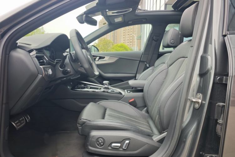 Used Audi A4L 2024 40 TFSI quattro RS Performance Package