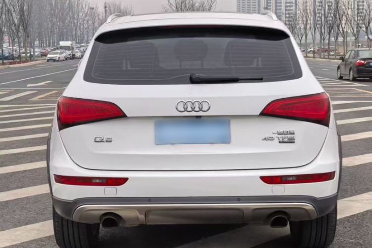 Used Audi Q5 2018 Collector's Edition 40 TFSI Technology Model Exterior 9
