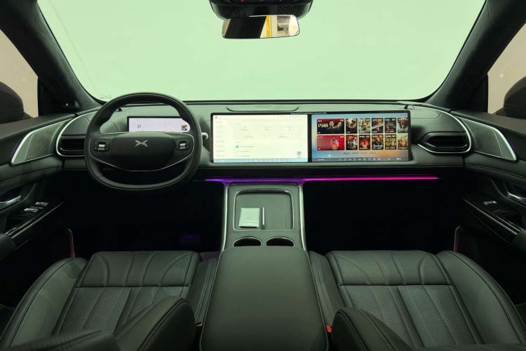 Used XPeng G9 2025 680 Ultra-Long Range All-Wheel Drive Max Interior 4