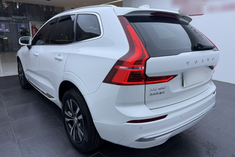 Used Volvo XC60 2022 B5 4x4 Zhiyi Luxury Edition