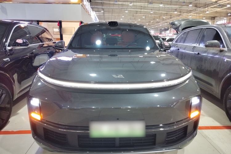 Used Li Auto L8 2024 Ultra Model Front