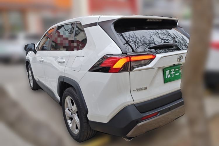 Used Toyota RAV4 2021 2.0L CVT Two-Wheel Drive Fashion PLUS Edition Rear Left 45 Deg