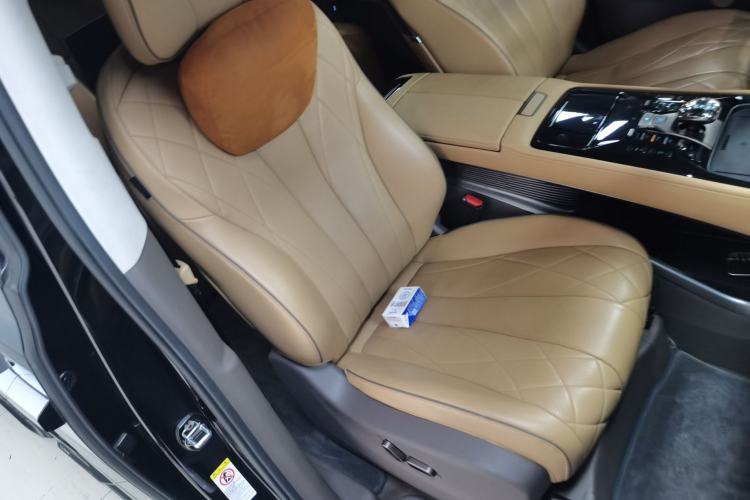 Used Denza D9 2022 DM-i 970 Four-Wheel Drive Prestige Model