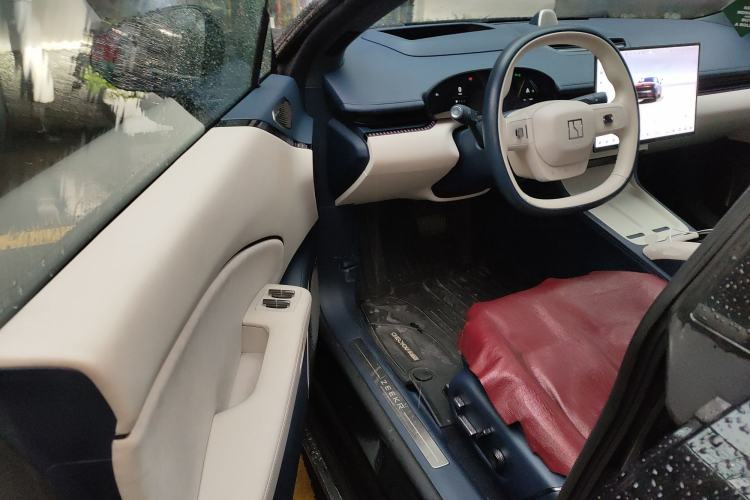 Used Zeekr 007 2024 Four-Wheel Drive Version 75 kWh Driver Seat