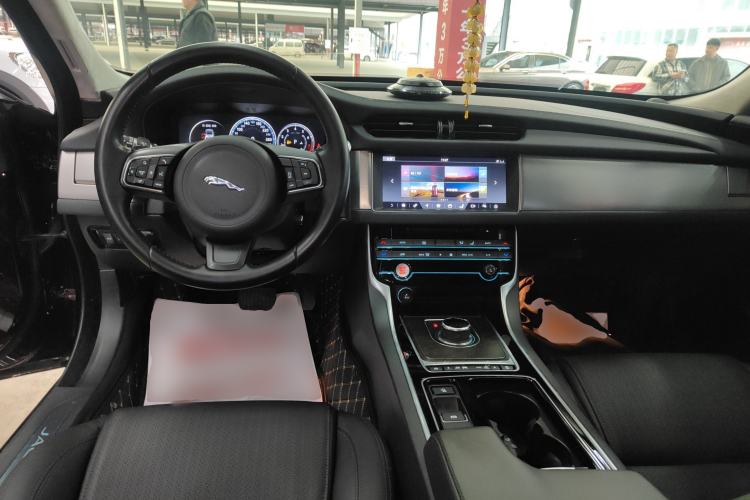 Used Jaguar XFL 2017 XFL 2.0T 240PS Luxury Edition
