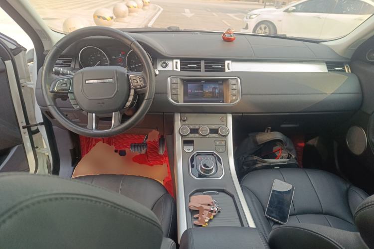 Used Land Rover Range Rover Evoque 2017 2.0T PURE Style Edition
