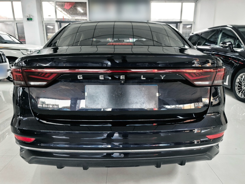 Geely Auto Emgrand 2022 4th Generation 1.5L CVT Luxury Model - Premium — снимка 5