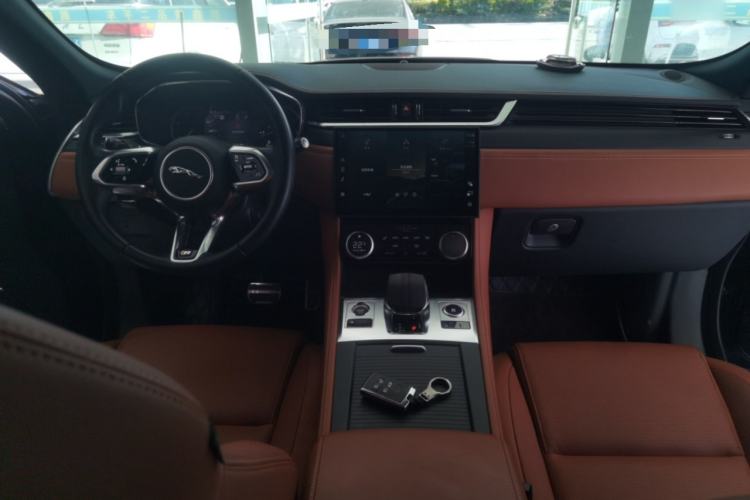 Used Jaguar F-PACE 2023 P250 R-Dynamic BLACK