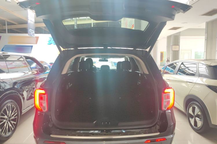 Used Ford Explorer 2020 EcoBoost 285 Rear-Drive Trend Edition 7-Seater
