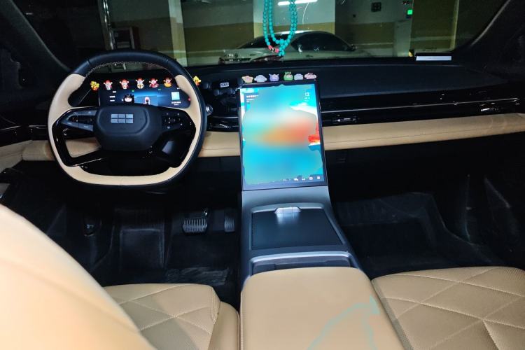 Used Geely Galaxy L6 2024 125km PLUS Dragon Edition
