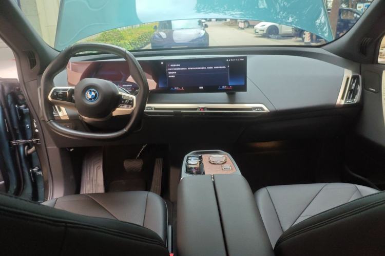 Used BMW iX 2022 xDrive40