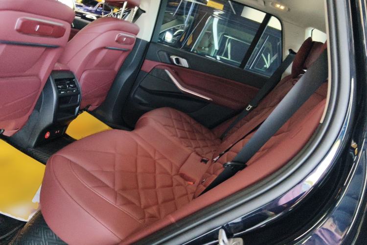 Used BMW X5 2023 xDrive 30Li M Sport Package