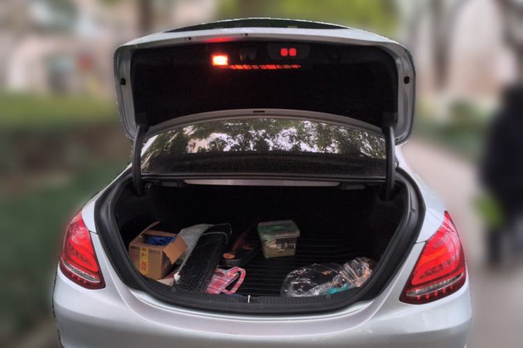 Used Mercedes-Benz C-Class 2015 C 200 L
