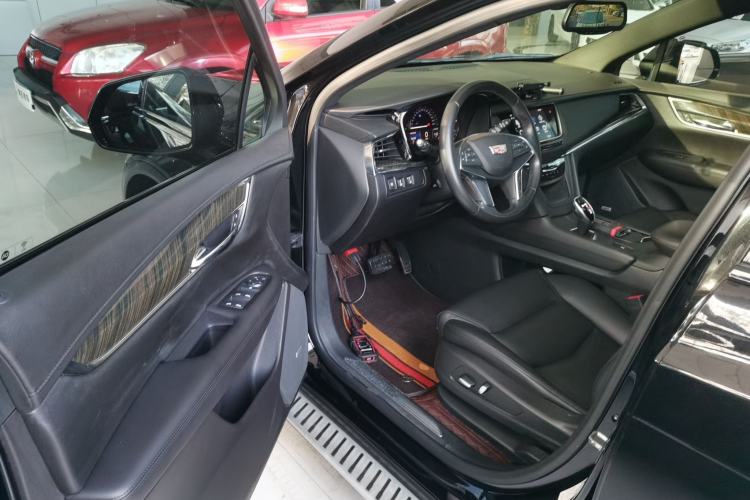 Used Cadillac XT5 2018 25T Tech Model
