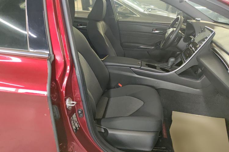 Used Toyota Avalon 2019 2.5L Ambition Version China VI Standard
