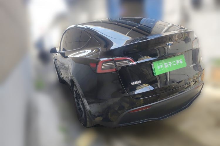 Used Tesla Model Y 2022 Long-Range All-Wheel-Drive Version
