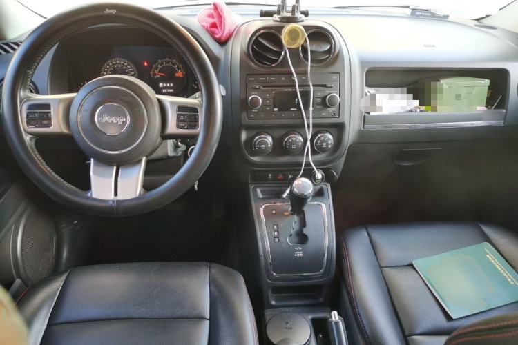 Used Jeep Patriot 2014 2.4L Serpentine Collection Edition
