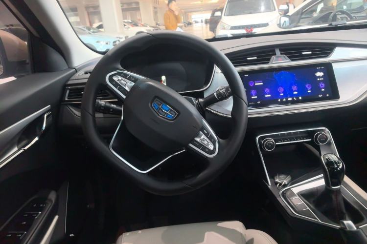 Used Geely Auto Binray 2018 14T Manual Binzhi Edition
